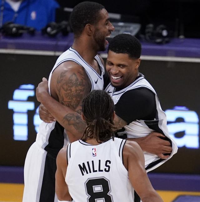 新审视自己 新审视自己